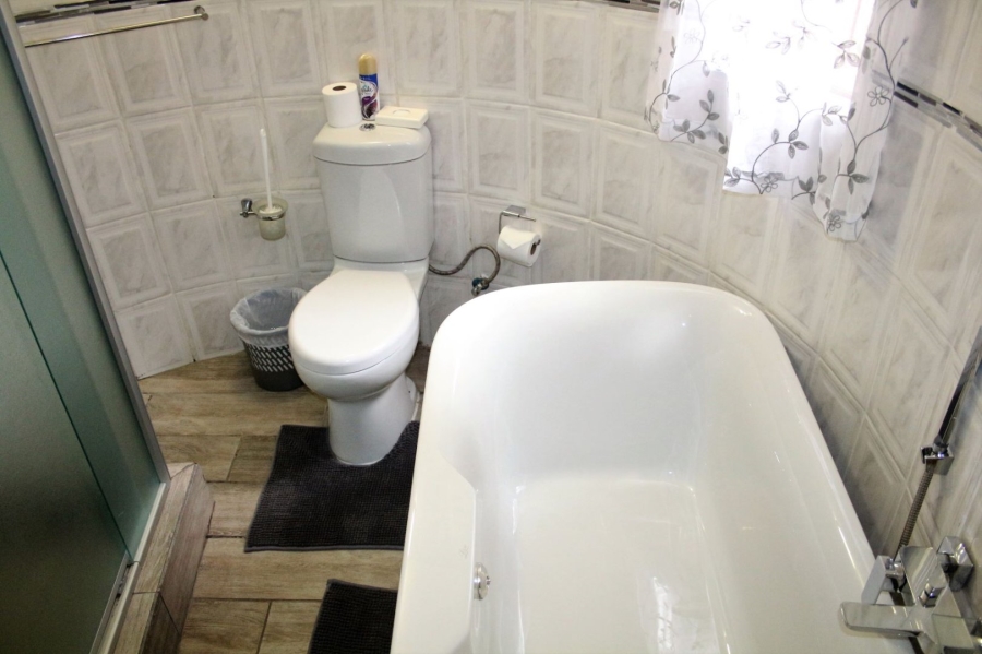 9 Bedroom Property for Sale in Schoemansville North West